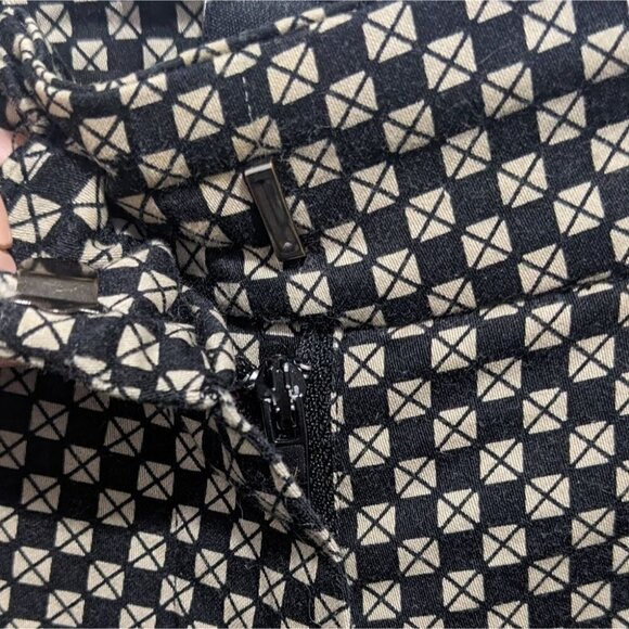 Sandro | Slim Fit Trouser in Geo Print - Picture 5 of 8